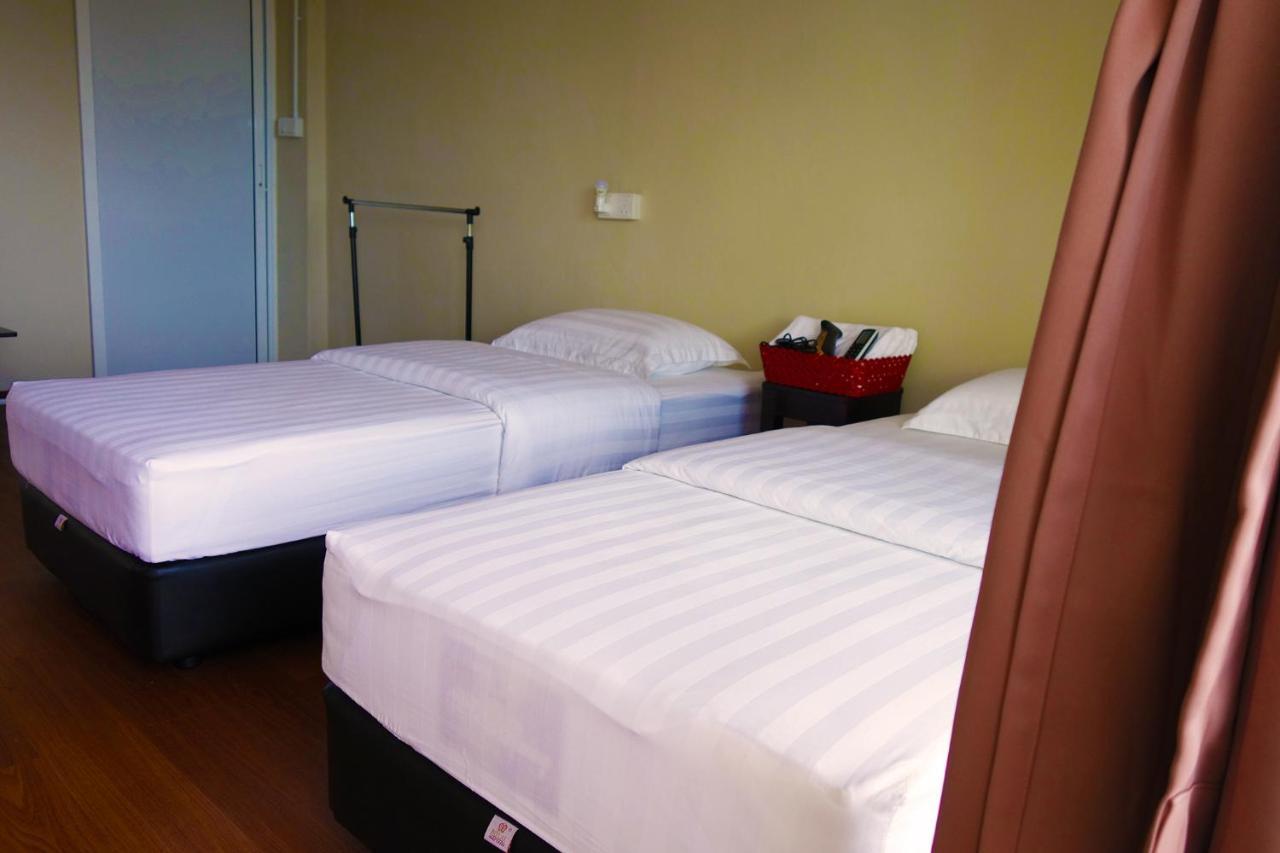 Ae Semporna Guesthouse 极潜旅店 Экстерьер фото