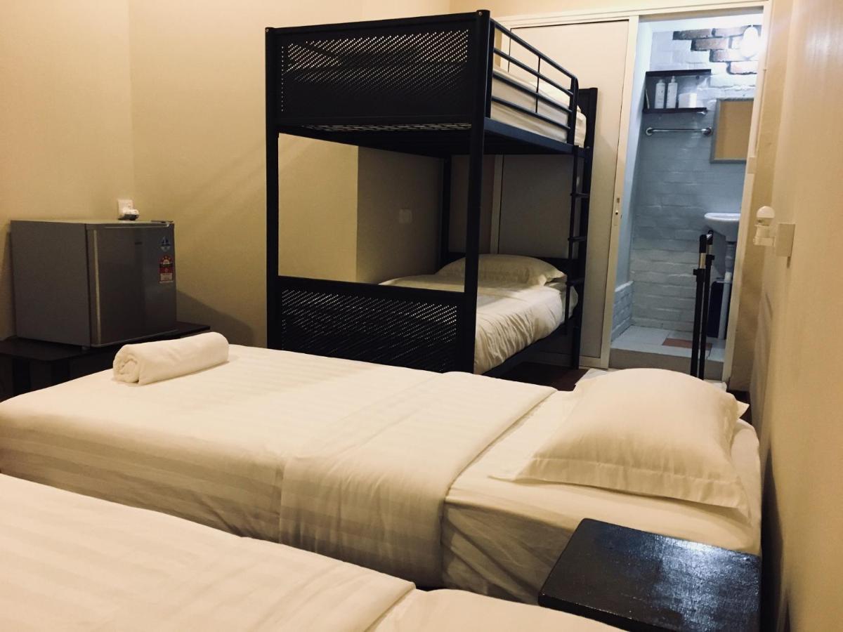 Ae Semporna Guesthouse 极潜旅店 Экстерьер фото