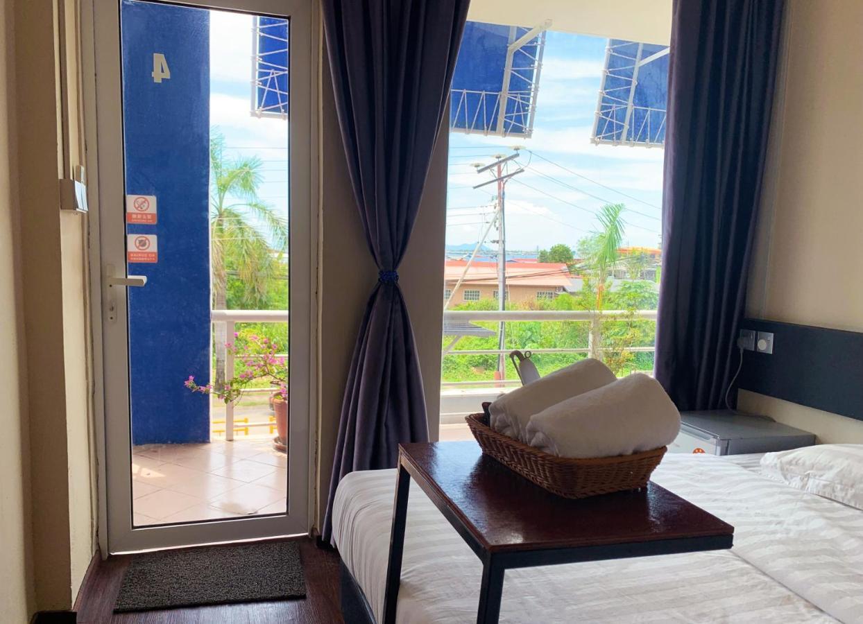 Ae Semporna Guesthouse 极潜旅店 Экстерьер фото