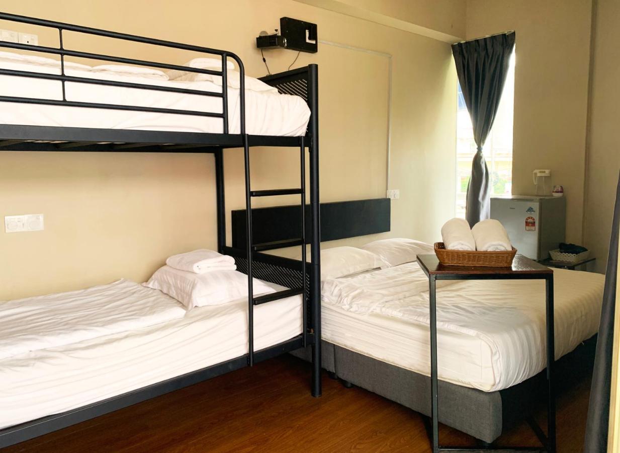 Ae Semporna Guesthouse 极潜旅店 Экстерьер фото