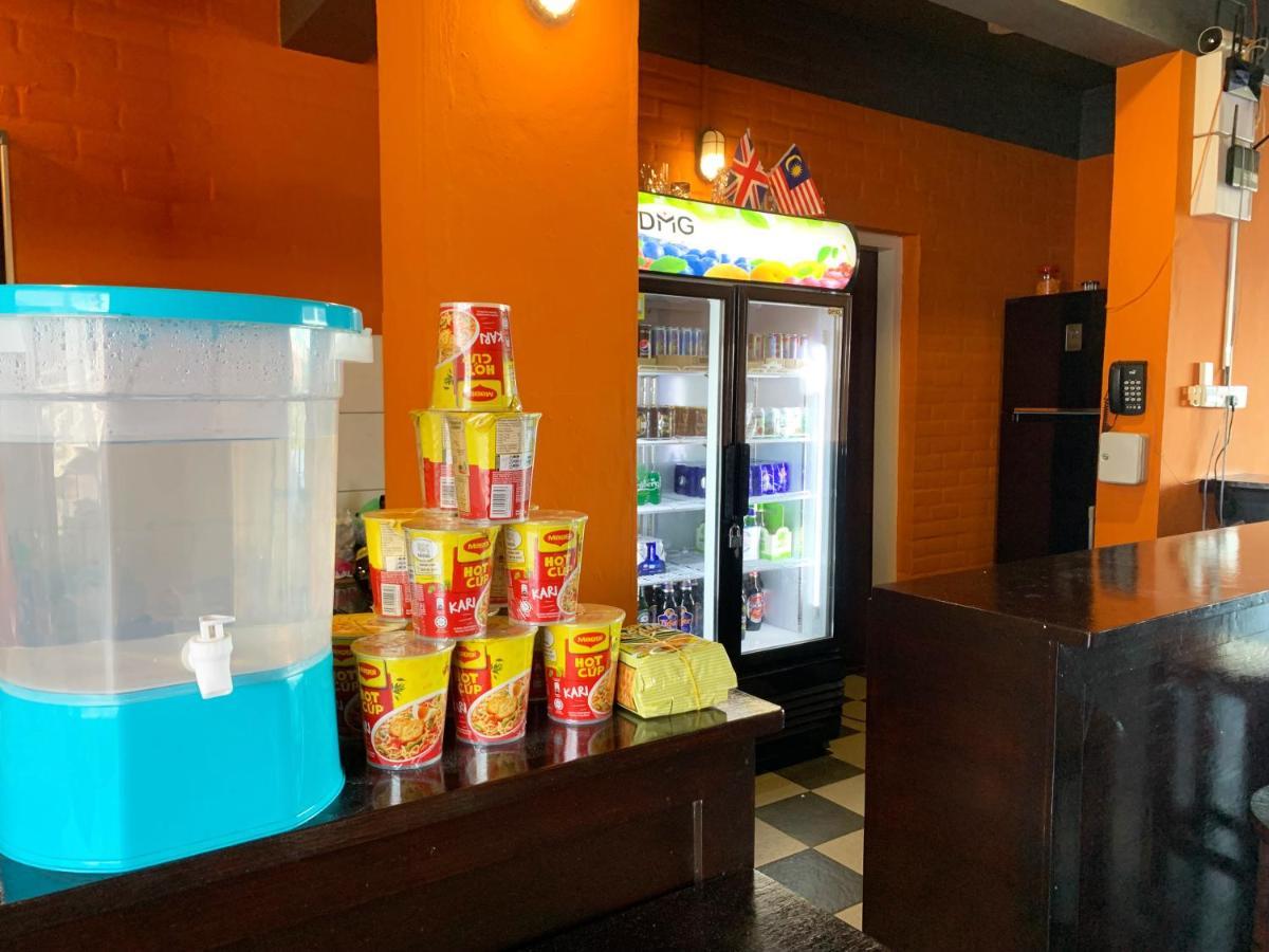 Ae Semporna Guesthouse 极潜旅店 Экстерьер фото